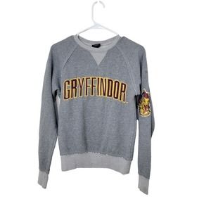 Universal Studios Wizarding World Harry Potter Gryffindor Sweater size Xs